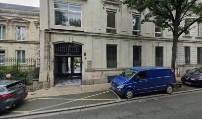 La Pastorale Scm, Dentiste aux Ponts-de-Cé