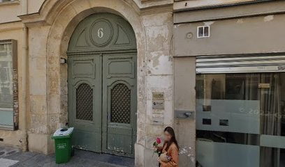 Stelys, Dentiste à Paris 02