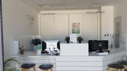 mutual dental center, Dentiste à Marignane