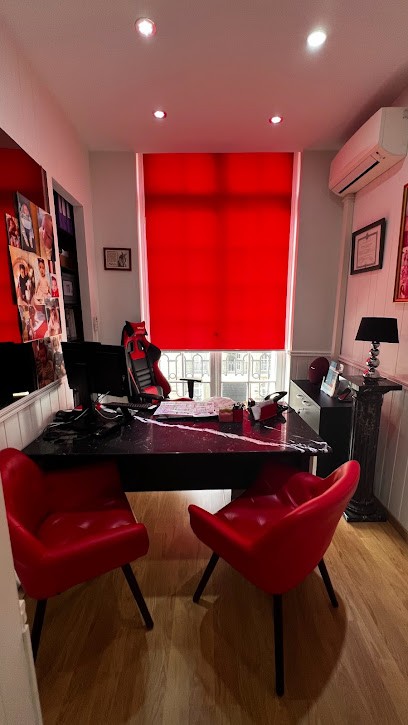 Dr. Claude Ganem, Dentiste à Paris 17