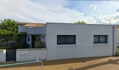 Kalami, Dentiste à Mérignac