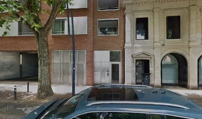 Dr Cecile CAZAJUS, Dentiste à Toulouse