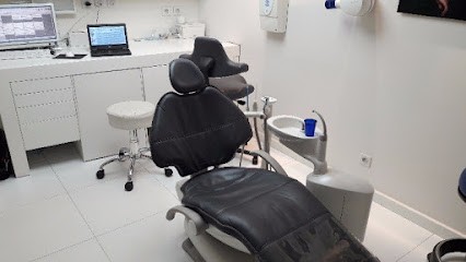 Docteur Gérard Gertsch - Chirurgien-dentiste, Dentiste à Paris 05