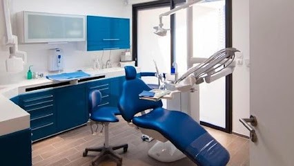 Mammadov Elnur, Dentiste à Nice