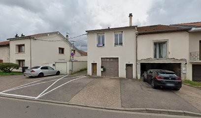 Simon Michèle, Dentiste à Méréville