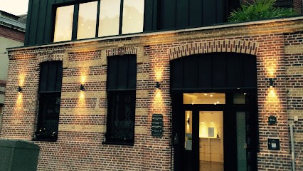 Persac Arnaud, Dentiste à Rouen