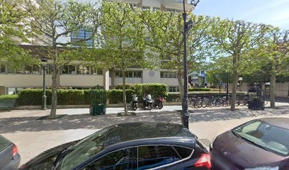 Krystal Michel, Dentiste à Puteaux