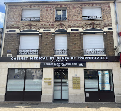 Dr Laura Brands, Dentiste à Arnouville