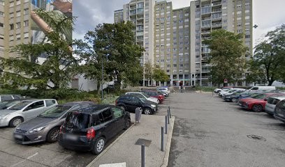 Cabinet Dentaire Drs Zina, Aionese et Mocanu, Dentiste à Grenoble