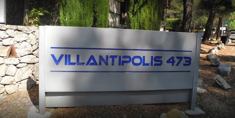 Dr Julien LAVAYSSIERE, Dentiste à Valbonne