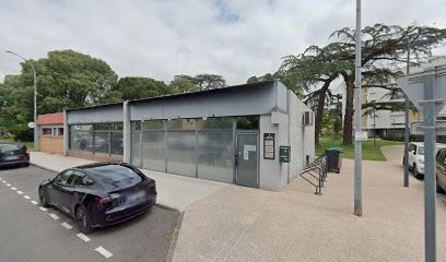 Engels Josette Chirurgien Dentiste, Dentiste à Colomiers