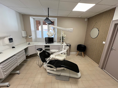 Dr Belabou-Amallah Nassera, Dentiste à Auxon