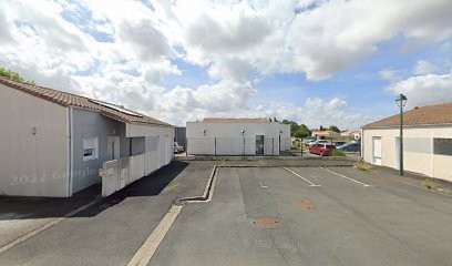 Potarnichie Oana Mirela, Dentiste à Sainte-Hermine