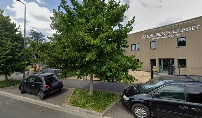 Iris, Dentiste à Chatou