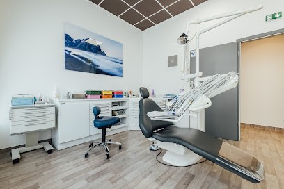 Dr Alexandra Kham - Chirurgien dentiste, Dentiste à Strasbourg