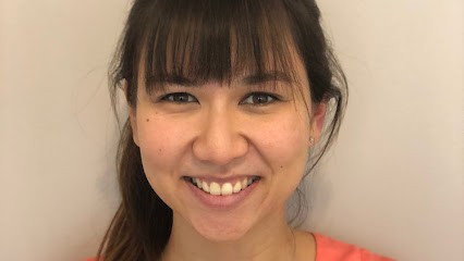 Dr Julie COLLOMP, Dentiste à Nice