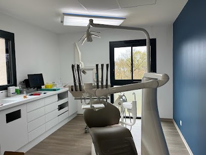 Roy Billaud Camille, Dentiste à Sainte-Foy