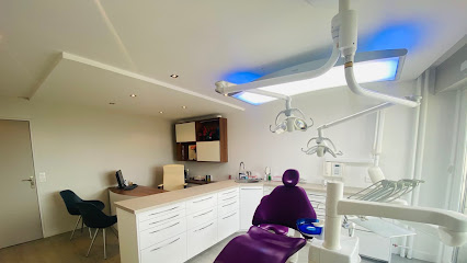 Dr Thomas Miric Dentiste à Paris 15