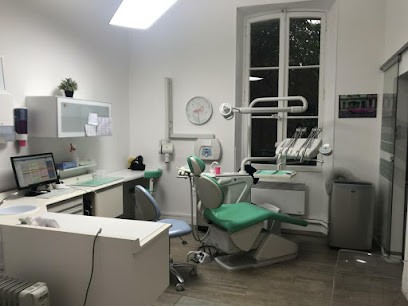 Dr Alexia DESMIDT - Dentiste Aix en Provence, Dentiste à Aix-en-Provence