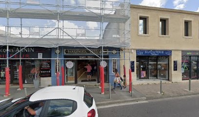 Dr Sophie BASSE, Dentist, Dentiste à Ambarès-et-Lagrave