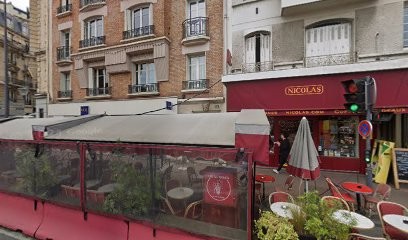 Martin Françoise, Dentiste à Issy-les-Moulineaux