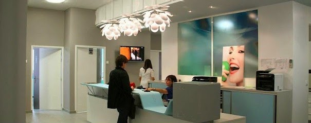 Docteur Marion Renoux, Dentiste à Suresnes