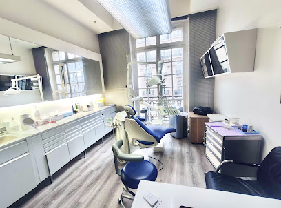 Dr Victorien Vuong Dentiste à Paris 17