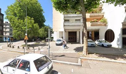 Molkhou-Camerlo Mireille, Dentiste à Rouen