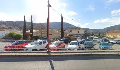 Courdi Stéphane, Dentiste à La Trinité