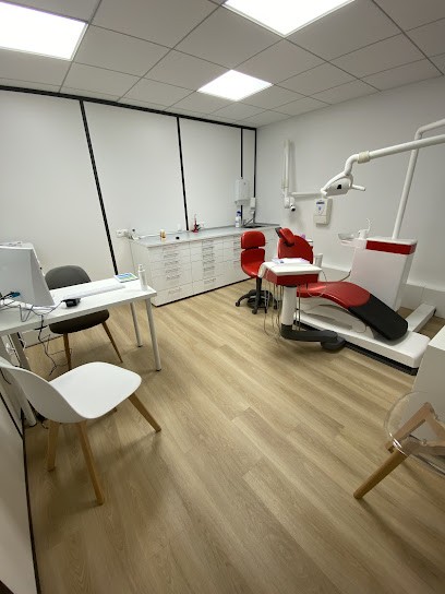 Dr Marina MEREU, Dentiste à Aubagne