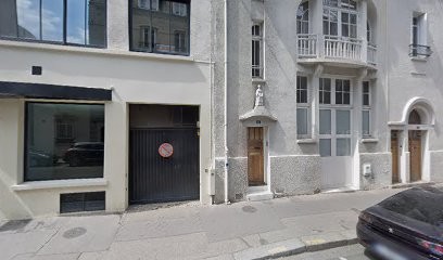 Amouzgar Mardjan, Dentiste à Paris 15