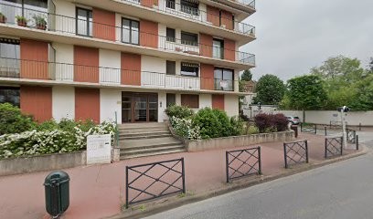 Dr Molina Piade, Dentiste à Saint-Maur-des-Fossés