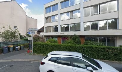 Dr Julia SEYMAN, Dentiste à Orsay