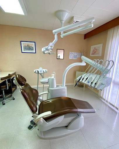 Dr CLEUZIOU Anne-Catherine, Dentiste à Brest