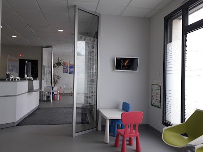 Thomin Eric, Dentiste au Lion-d'Angers