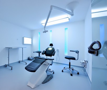 Centre Implantologie Falguière, Dentiste à Paris 15