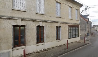 Lécuyer Jean-Marie, Dentiste à Bruyères-et-Montbérault