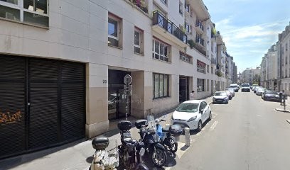 Anenke, Dentiste à Paris 11