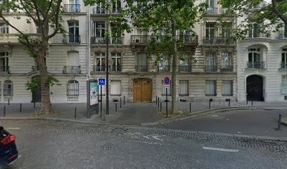 Combes Patrice Rene, Dentiste à Paris 17