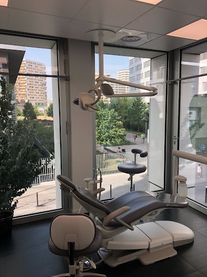 Espace Médico-Dentaire Paris Batignolles, Dentiste à Paris 17