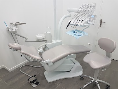Centre Médico-Dentaire Du Luth - Gennevilliers, Dentiste à Gennevilliers