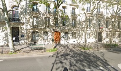 Quintessence International, Dentiste à Paris 07