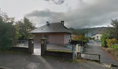 Dr. Luminita Revnic, Dentiste à La Ravoire