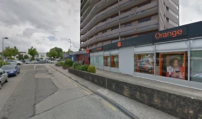 Mosca Christine, Dentiste à Oyonnax