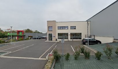 Docteur Morane Kibal, Dentiste à Verny