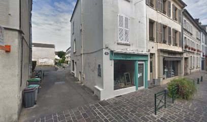 Charlotte Castells, Dentiste à Fontainebleau