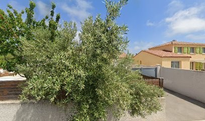 Dr Corine Pirello Von Bonn, Dentiste à Mireval