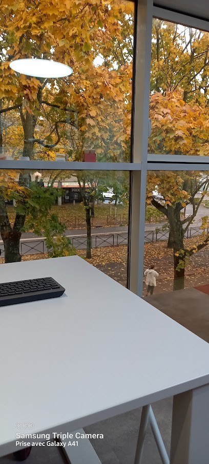 Docteur Oriane Kazem, Dentiste à Torcy