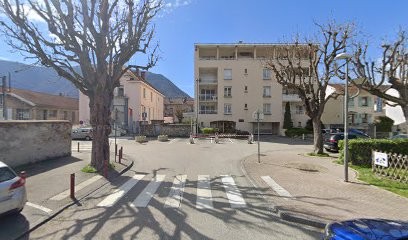 SELARL F TREVILLOT CHIRURGIE DENTAIRE, Dentiste à Vizille
