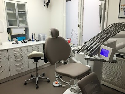 Docteur Serge Cohen, Dentiste à Paris 17